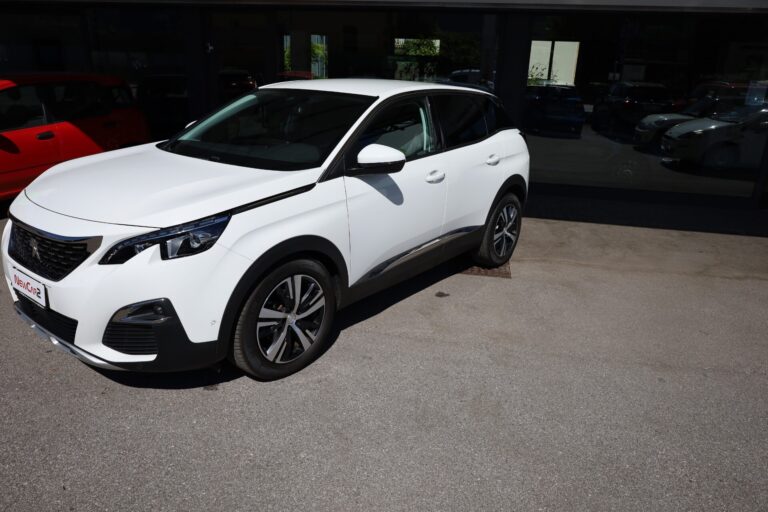 PEUGEOT 3008 BlueHDi 130 S&S ALLURE – 2019